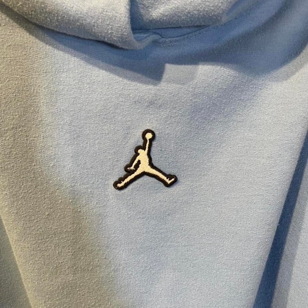 Jordan Girls Light Blue Cropped Hoodie Jumpman Logo Size M‎ 10-12 Years